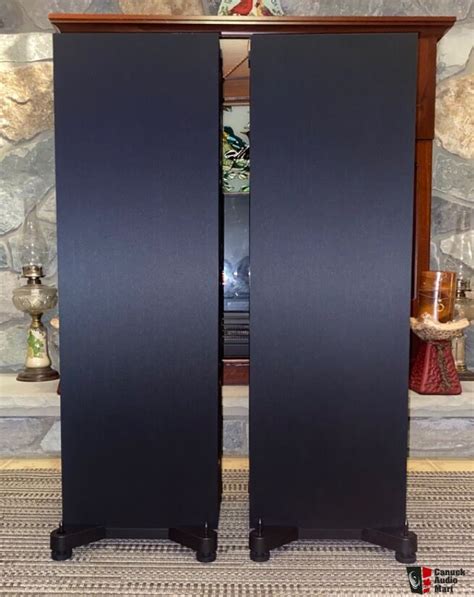 KEF Q750 Speakers