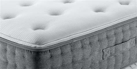 The Best Cooling Mattress | Reviews, Ratings, Comparisons