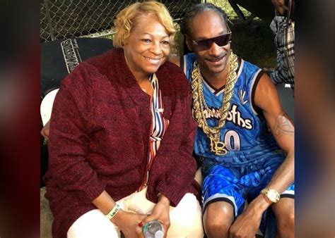 Snoop Dogg Ask Fans to Pray for His Mother - Y'all Know What