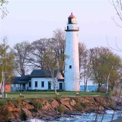 Lake Huron Lighthouses (MAP): 19 Must-Visit Lighthouses - My Michigan ...