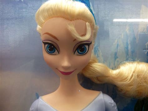 Who is behind that popular YouTube channel featuring Anna and Elsa dolls? | 29 Sunset