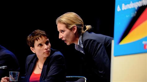 Alice Weidel und Frauke Petry: Auf der Überholspur nach Rechtsaußen ...