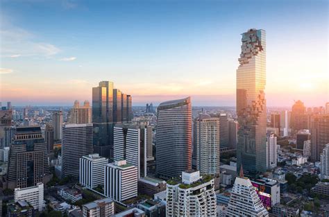 King Power Mahanakorn's glass skywalk: Bangkok’s Instagrammable spot