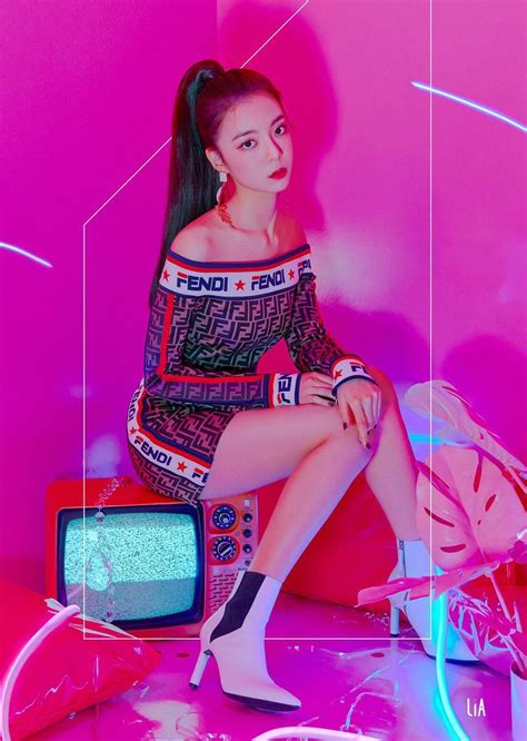 Lia of ITZY dalla dalla teaser | Itzy, Kpop girls, Girl group