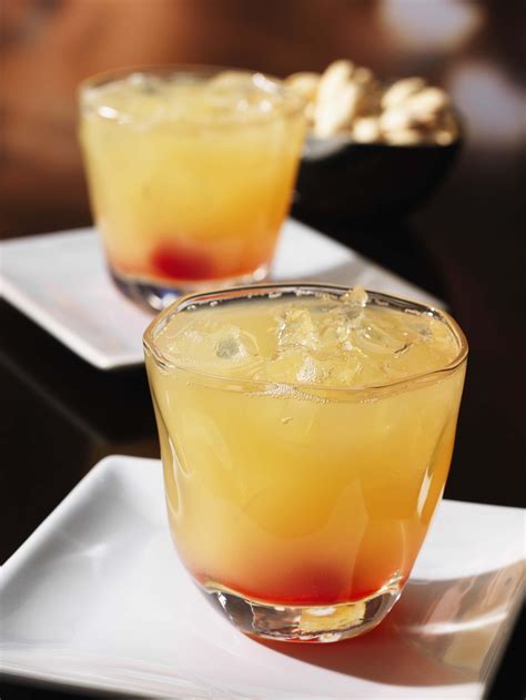 Kick Back with 2 Tasty Tequila Sunrise Cocktail Recipes