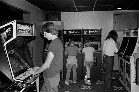 Throwback photos from old video game arcades - CNET