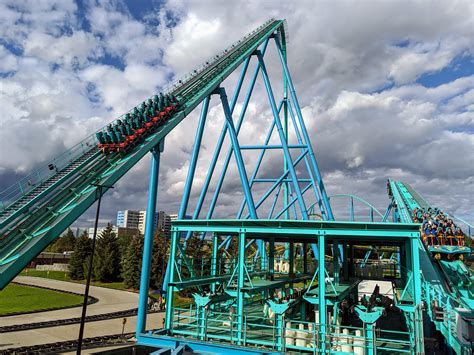 Leviathan - Canada's Wonderland : r/rollercoasters