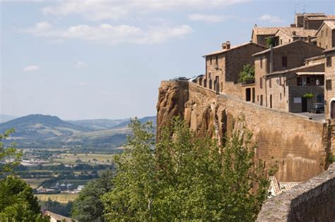 Compare Orvieto, Italy Hotels- Downtown Hotels in Orvieto | TravelAge West