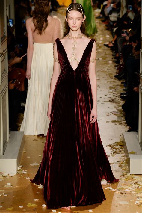 Valentino's Best Red Dresses by Maria Grazia Chiuri and Pierpaolo ...