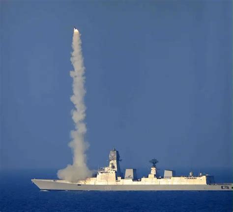 Indian Navy Test Fires Brahmos Anti-Ship Missile From its New INS Kolkata Destroyer