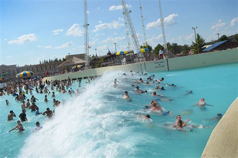 Wave Pools - WhiteWater West