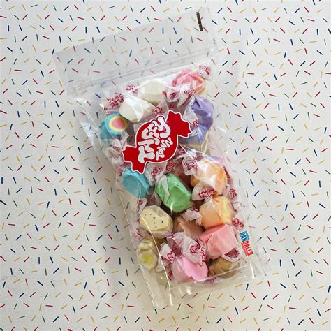 TAFFY TOWN SALT WATER TAFFY ASSORTED FLAVOURS 200G POUCH – Randalls UK