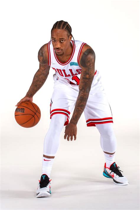 Pin by Evann on DeMar DeRozan | Basketball photography, Nba pictures ...