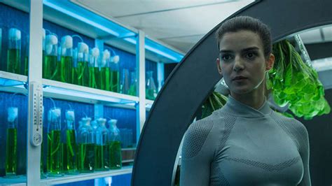 Orbiter 9 Netflix Review: Sci-Fi Thriller's Ending Is Full of Twists ...