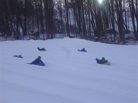 Campgaw Mountain Snow Tubing and Skiing: Mahwah, NJ - Been There Done ...