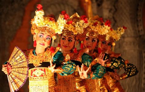 Indonesia's arts and culture vital for economic development | Gapura Bali