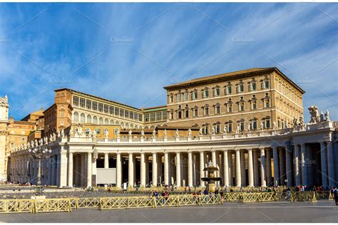 The Apostolic Palace in the Vatican city | High-Quality Architecture ...