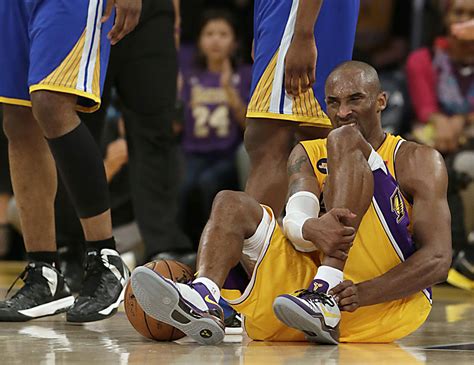 This day in 2013: Kobe Bryant tore his Achilles, makes clutch free throws | WFNZ Radio