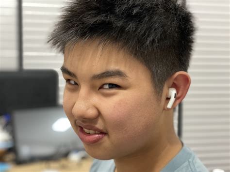 Apple AirPods Pro – miniLiew