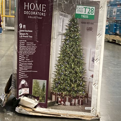 NEW- Home Accents Holiday 9 Ft. Grand Duchess Balsam Fir LED Pre-Lit Artificial Christmas Tree