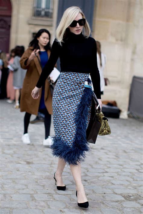 The Best Street Style At Paris Fashion Week Autumn Winter 2017 | Skirt fashion, Cool street ...