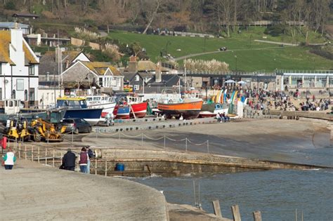 Lyme Regis Front Beach - Photo "Fishing boats, Lyme Regis" :: British ...