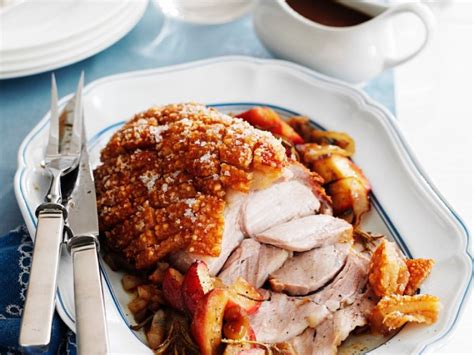 Roast pork with apples Recipe | EatSmarter