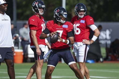 Houston Texans QB Depth Chart: Davis Mills, Case Keenum Battling To ...