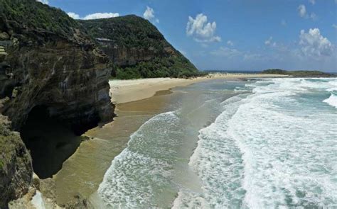 20 of the Best Beaches in Newcastle // Australia // World Beach Guide