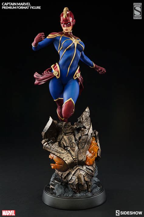 Sideshow Captain Marvel Statue - Toy Discussion at Toyark.com