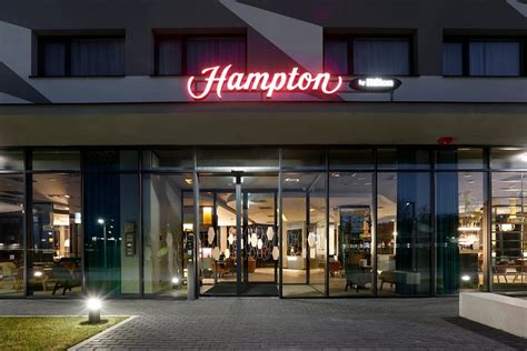 Hampton By Hilton Krakow Airport Shuttle Bus Service: Pictures ...