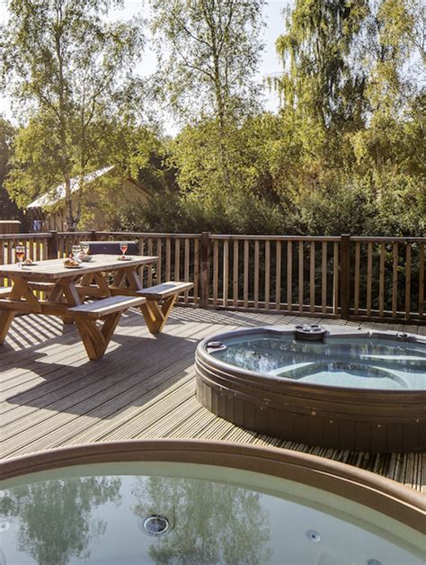 Glamping Holidays With Hot Tubs - Bainland Lodge Retreats