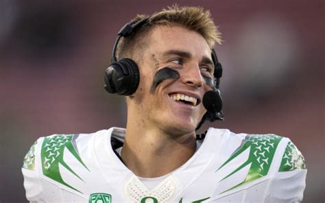 Bo Nix Named Pac-12 Offensive Player Of The Year - 750 The Game