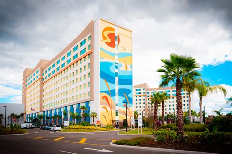 Universal's Endless Summer Resort – Dockside Inn and Suites: Distance ...