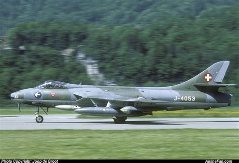 Swiss Air Force Hawker Hunter F58 http://www.airlinefan.com/airline-photos/Swiss-Air-Force ...