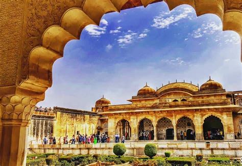 Pink City Jaipur: Visit the Top 5 Magnificent Heritage Palaces