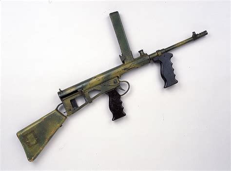 Owen Machine Carbine | Army and Weapons