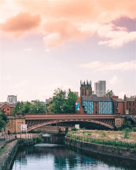 The 21 words and phrases you’ll only know if you’re from Leeds - The Hoot