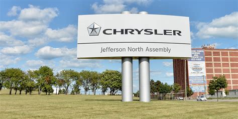 BREAKING: Worker killed at Chrysler plant in Detroit