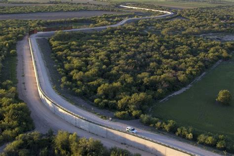 Border wall threatens nature tourism industry in South Texas - UPI.com