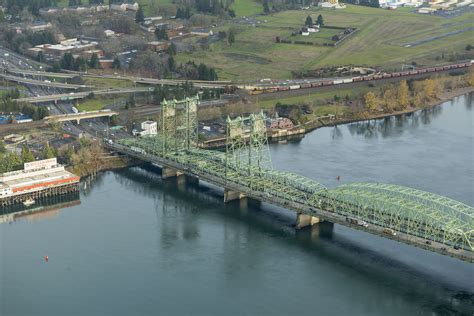 Interstate Bridge | View of the Interstate Bridge on the WA … | Flickr