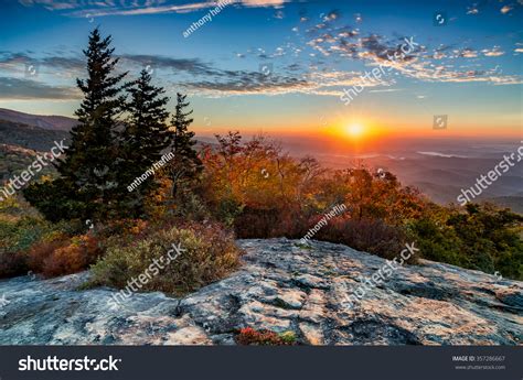 Sunrise Over Blue Ridge Mountains Along Stock Photo 357286667 ...