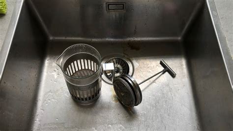 How to clean a French press: cafetière-care tips from a barista | Homes & Gardens