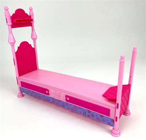 2010 Barbie Dreamhouse Furniture