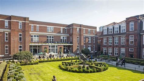 Regent's University London | Ranking & Student Reviews | Uni Compare