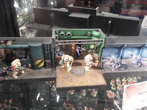 Warhammer World - Old Dioramas - Stepping Between Games