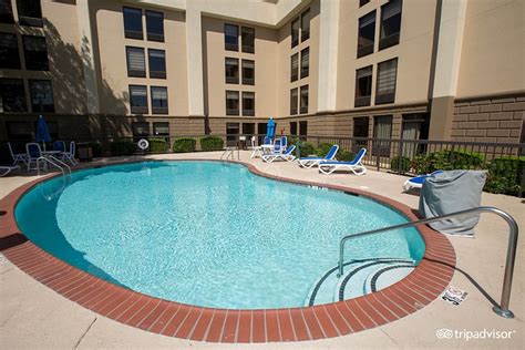 Hampton Inn Memphis-Poplar Pool: Pictures & Reviews - Tripadvisor