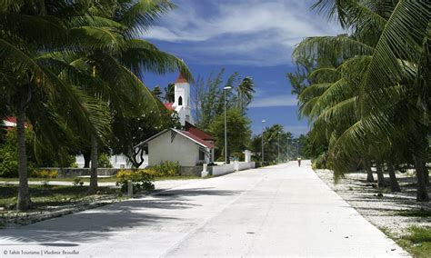 Fakarava Atoll - Travel Guide, Diving and Vacations | Tahiti.com