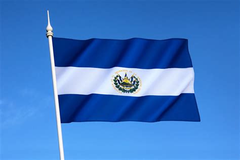 FLAG OF EL SALVADOR » God, Union and Liberty.