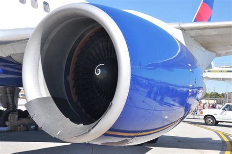 Delta Boeing 757-200 PW Engine | Flickr - Photo Sharing!